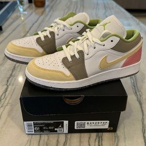Air Jordan 1 low Pastel Grind Vivid green GS